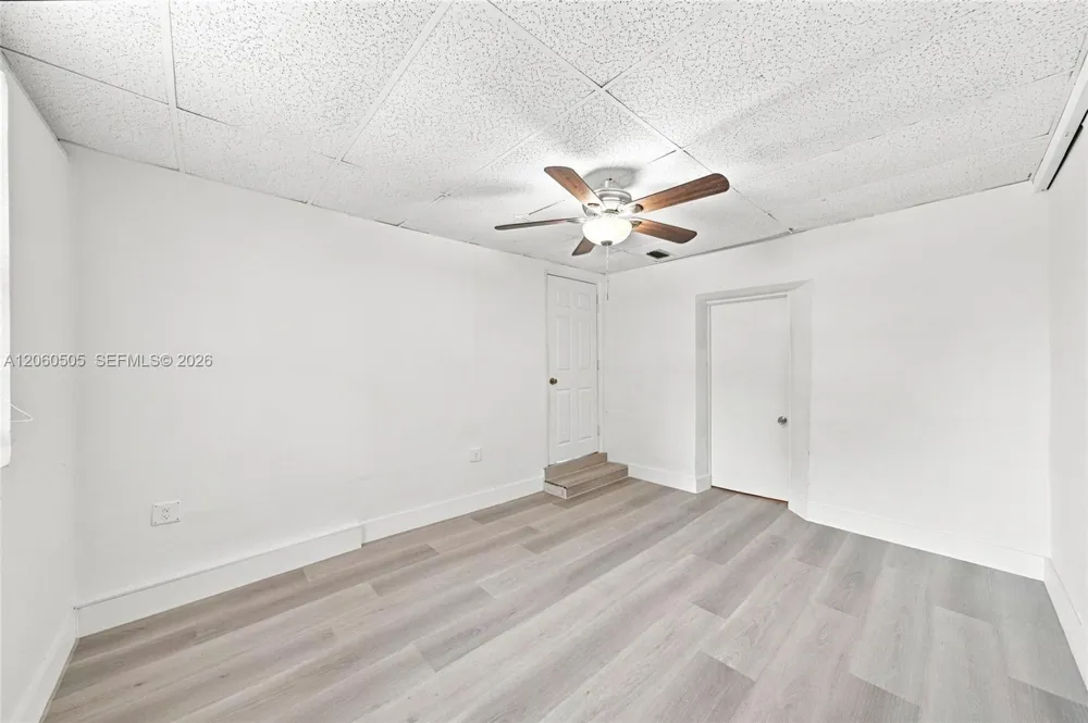 596 NW 109th St Miami, FL 33168