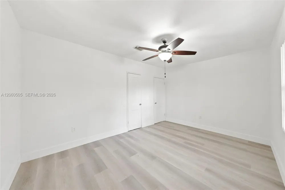 596 NW 109th St Miami, FL 33168