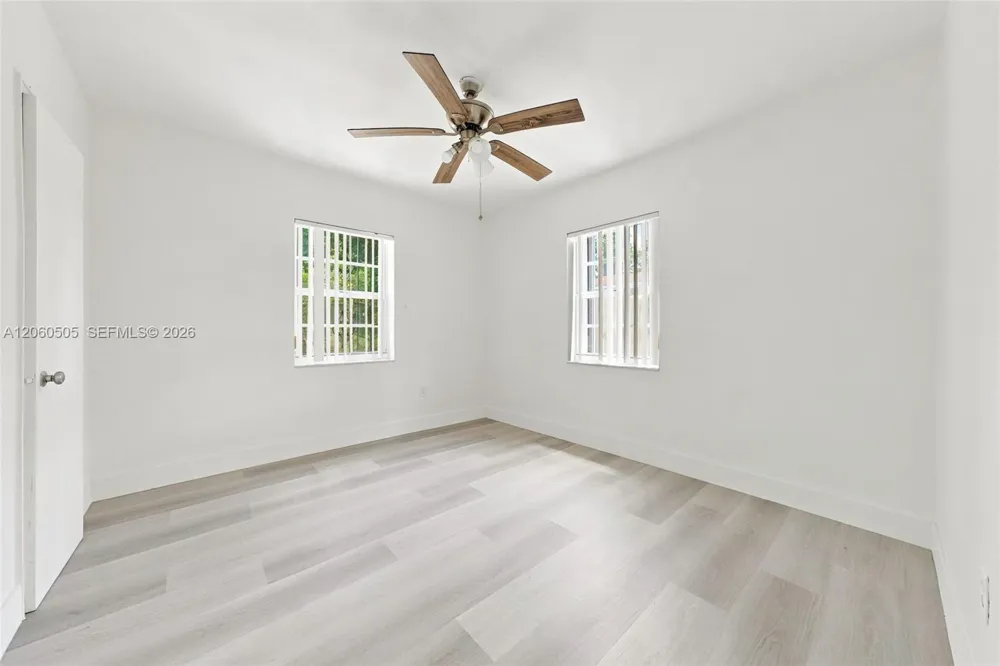 596 NW 109th St Miami, FL 33168