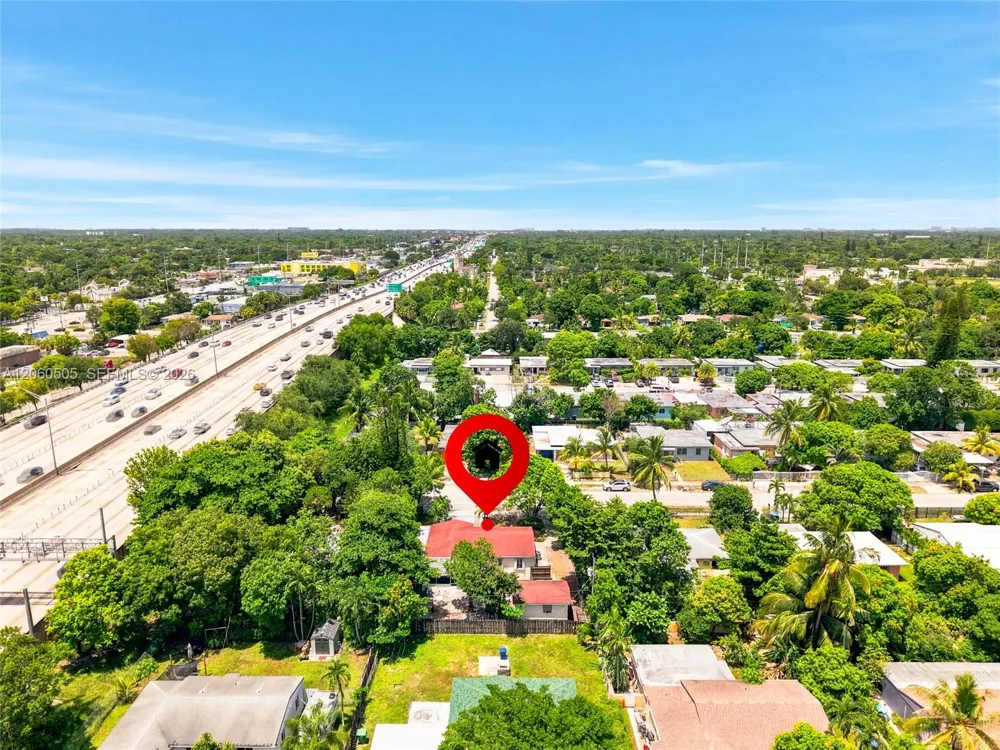 596 NW 109th St Miami, FL 33168