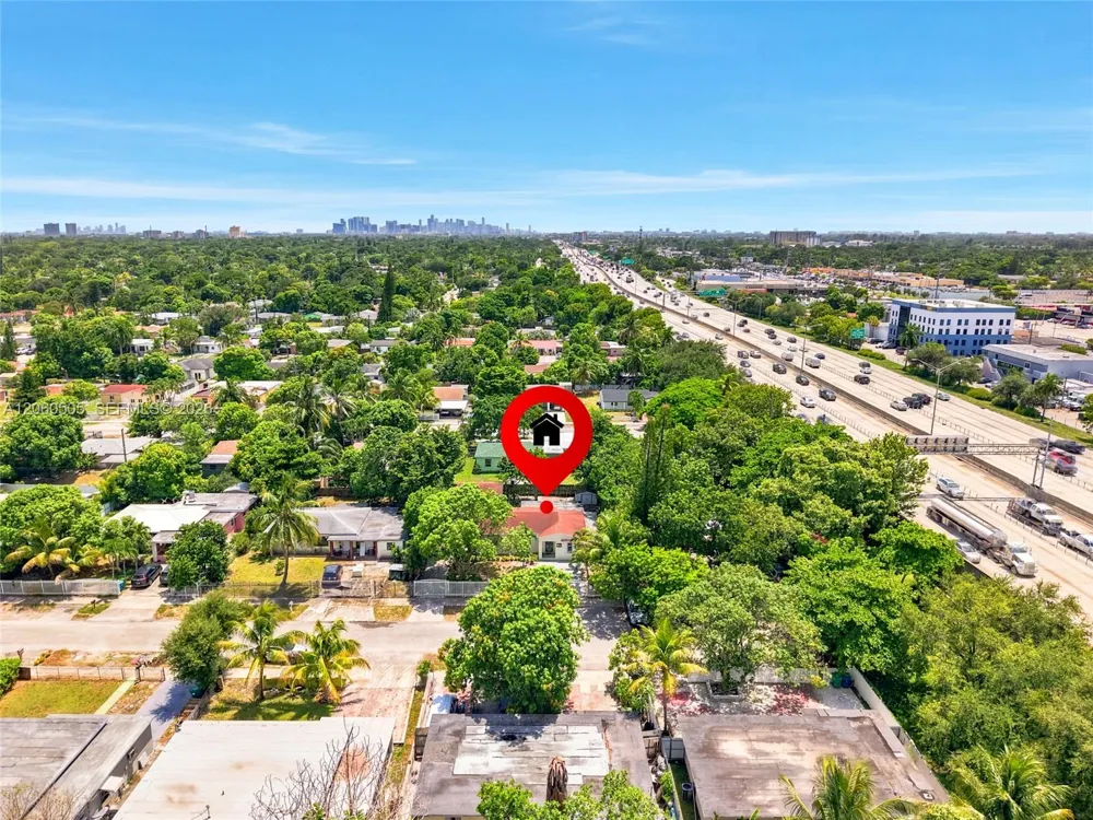 596 NW 109th St Miami, FL 33168