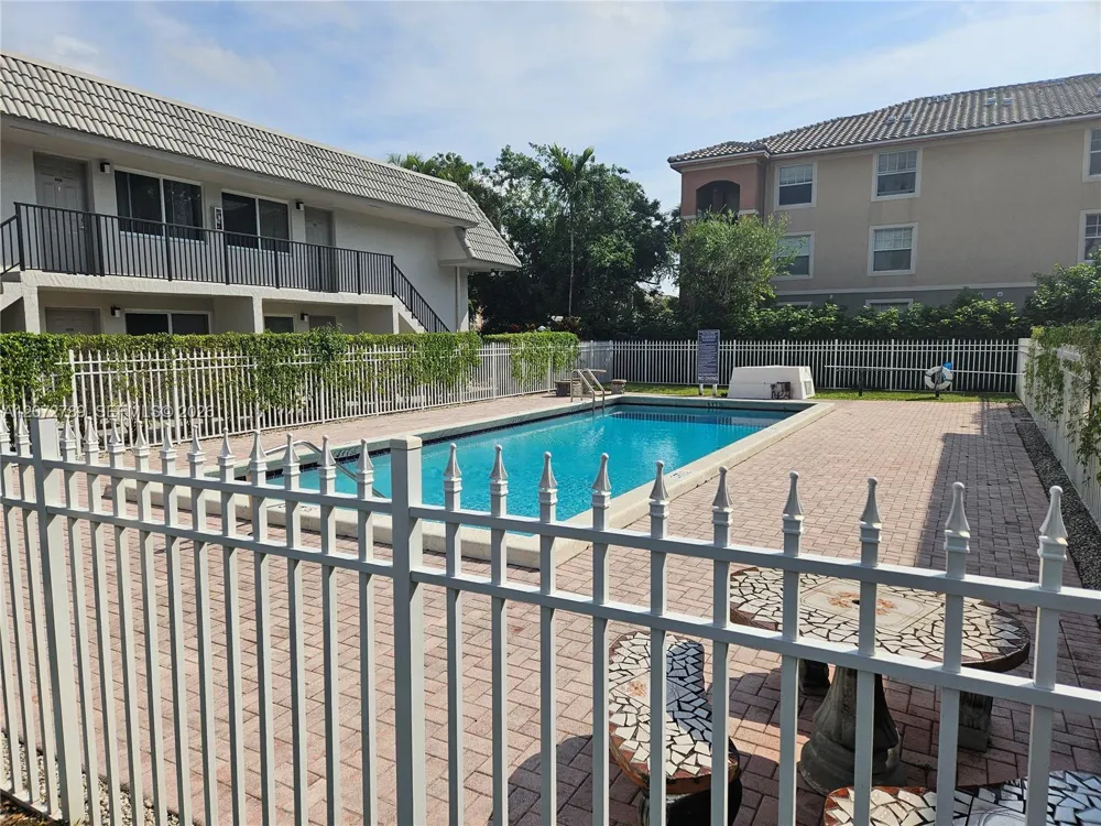 3273 NW 102nd Ter #3273 Coral Springs, FL 33065