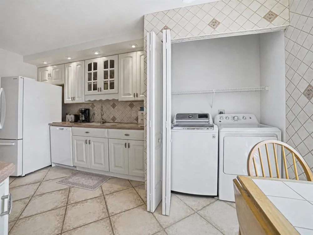 3200 OCEAN DRIVE #104 Hollywood, FL 33019