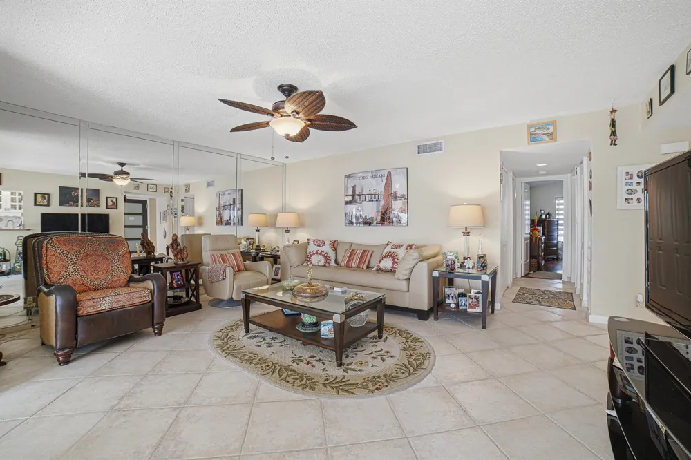 3200 OCEAN DRIVE #104 Hollywood, FL 33019