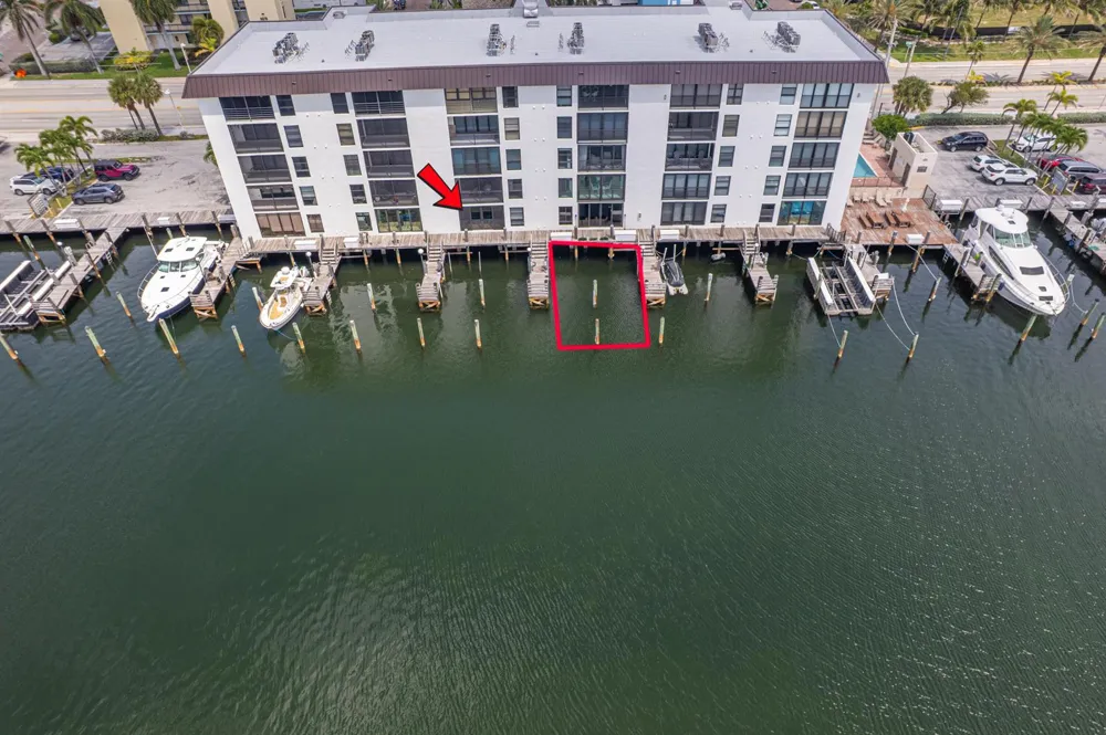 3200 OCEAN DRIVE #104 Hollywood, FL 33019