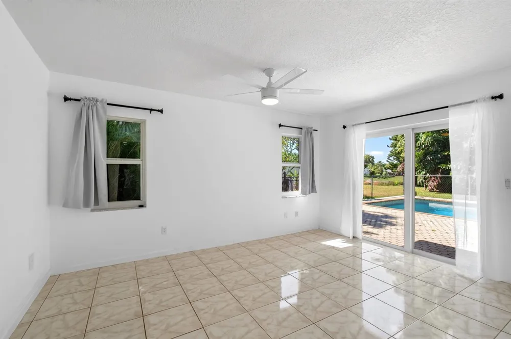 4760 BISON STREET Boca Raton, FL 33428