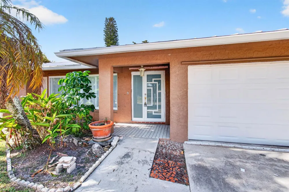 4760 BISON STREET Boca Raton, FL 33428