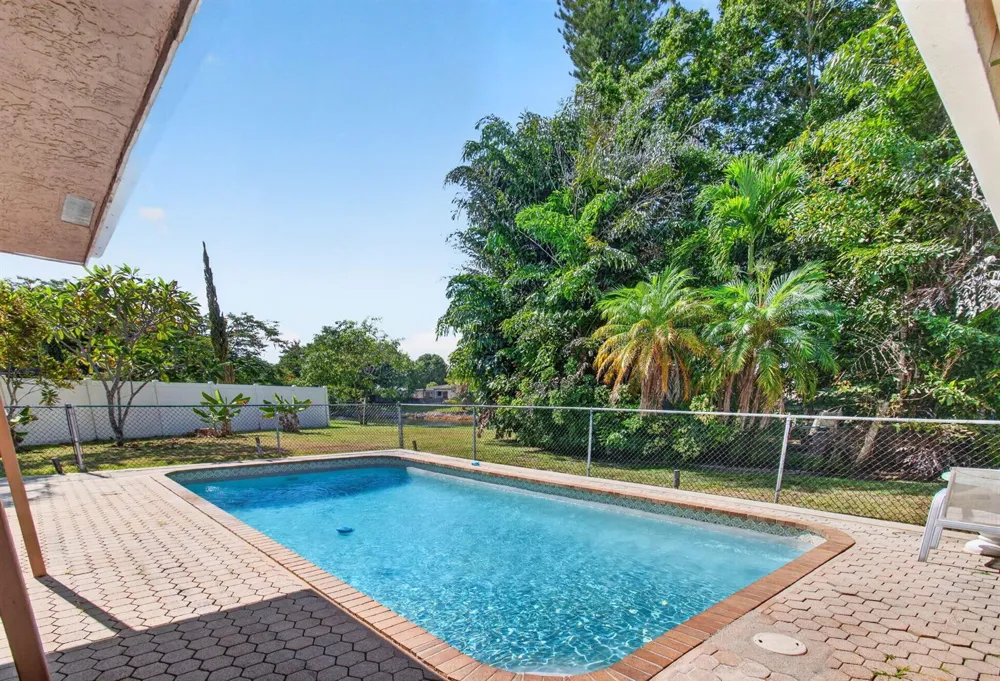 4760 BISON STREET Boca Raton, FL 33428