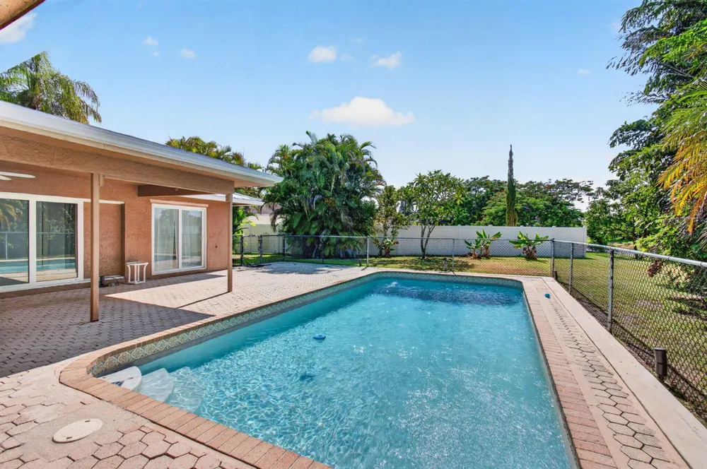 4760 BISON STREET Boca Raton, FL 33428