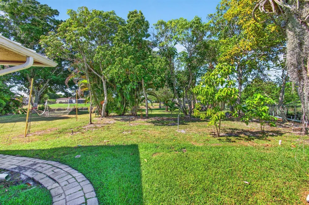 4760 BISON STREET Boca Raton, FL 33428