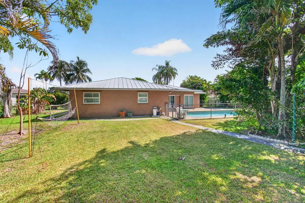 4760 BISON STREET Boca Raton, FL 33428