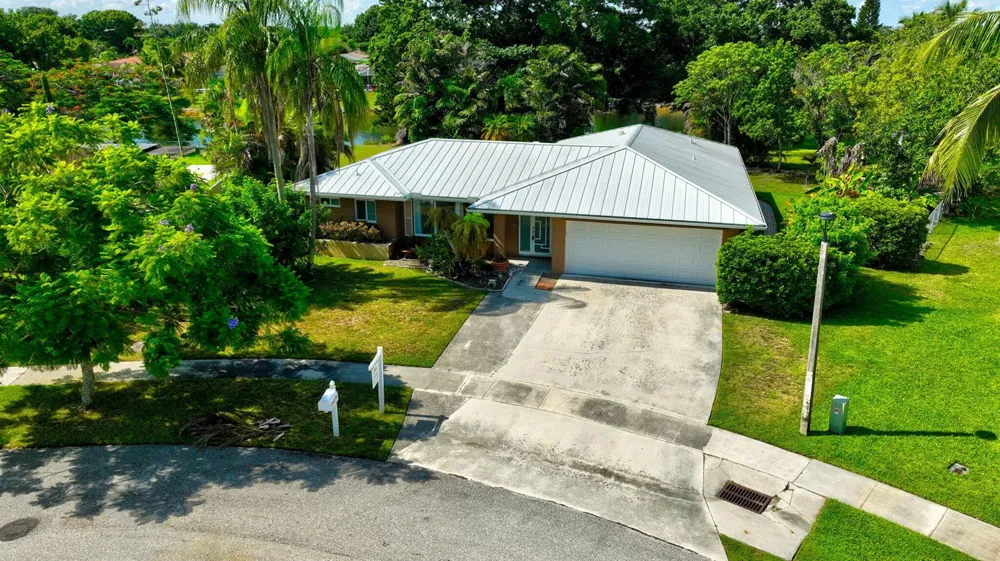 4760 BISON STREET Boca Raton, FL 33428