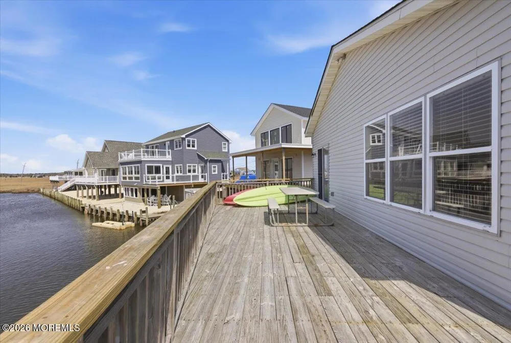 202 S Creek Drive Eagleswood, NJ 08092