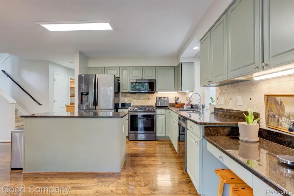 16163 Homestead Circle Northville Township, MI 48168