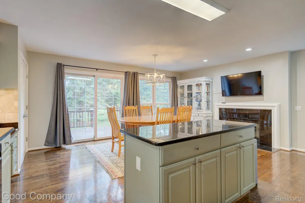 16163 Homestead Circle Northville Township, MI 48168