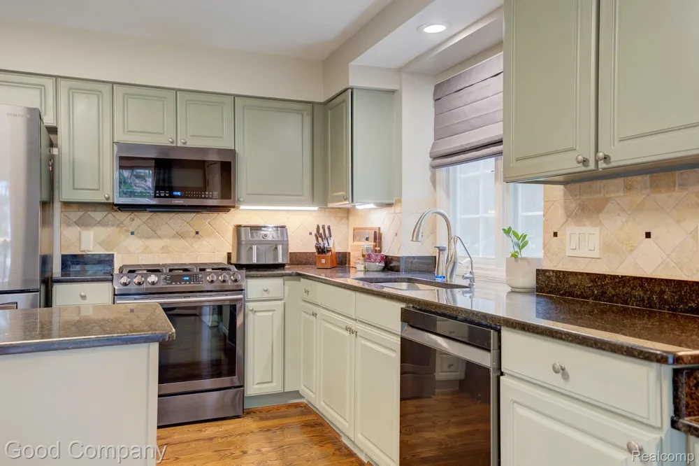 16163 Homestead Circle Northville Township, MI 48168