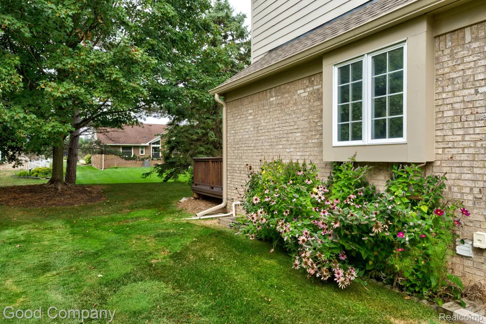 16163 Homestead Circle Northville Township, MI 48168