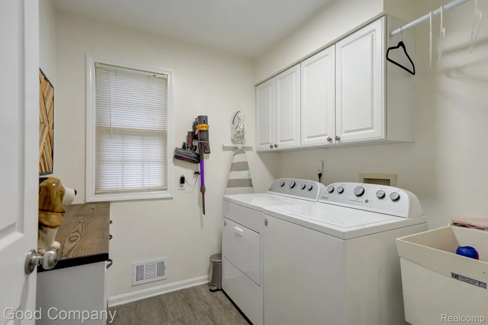 16163 Homestead Circle Northville Township, MI 48168
