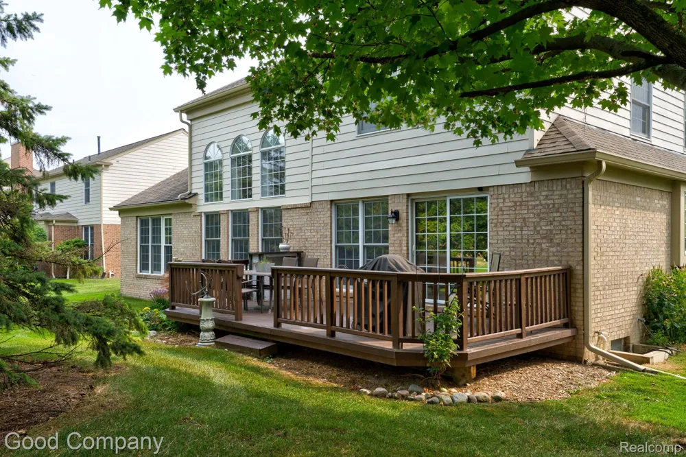 16163 Homestead Circle Northville Township, MI 48168