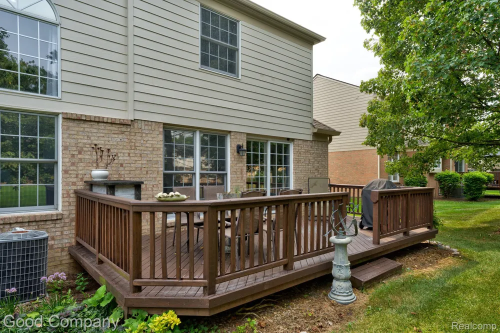 16163 Homestead Circle Northville Township, MI 48168
