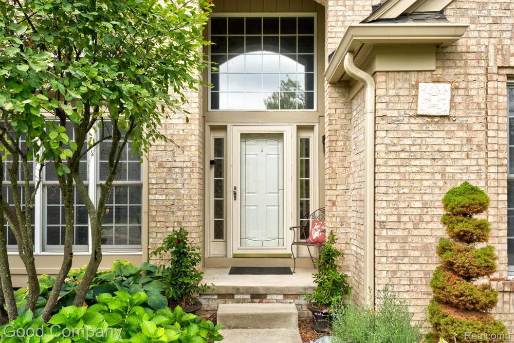16163 Homestead Circle Northville Township, MI 48168