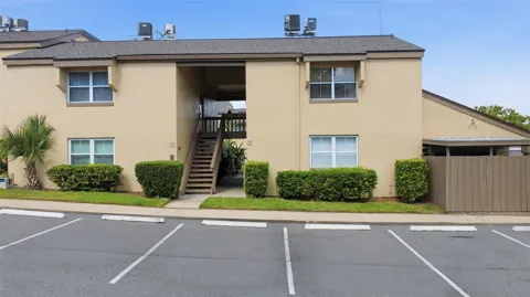 438 WINDMEADOWS STREET #438
