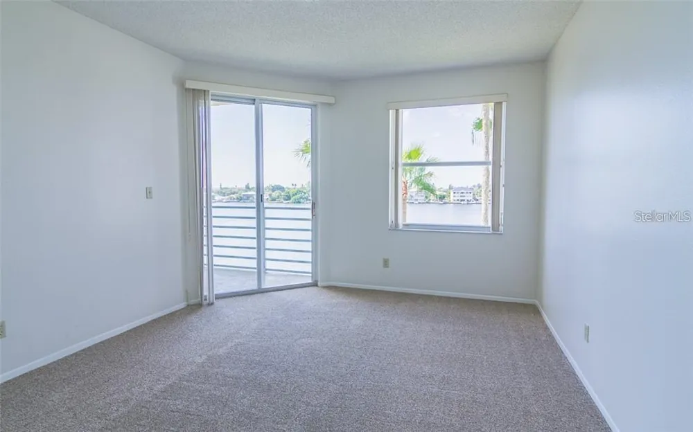 7902 SAILBOAT KEY BOULEVARD S #402 South Pasadena, FL 33707