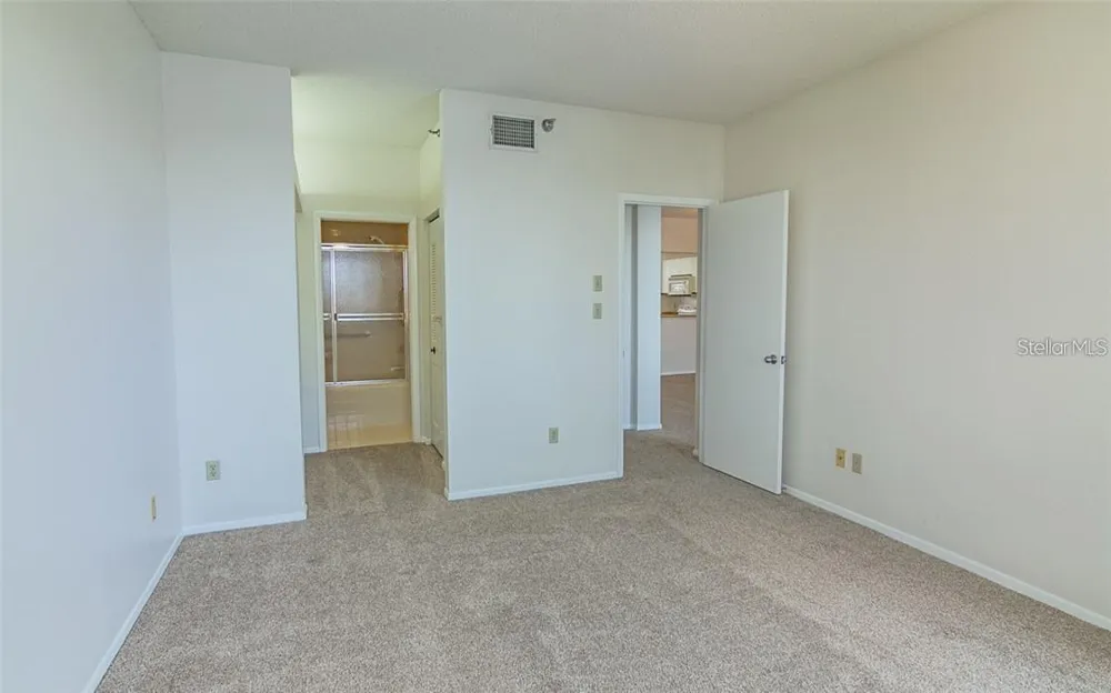 7902 SAILBOAT KEY BOULEVARD S #402 South Pasadena, FL 33707