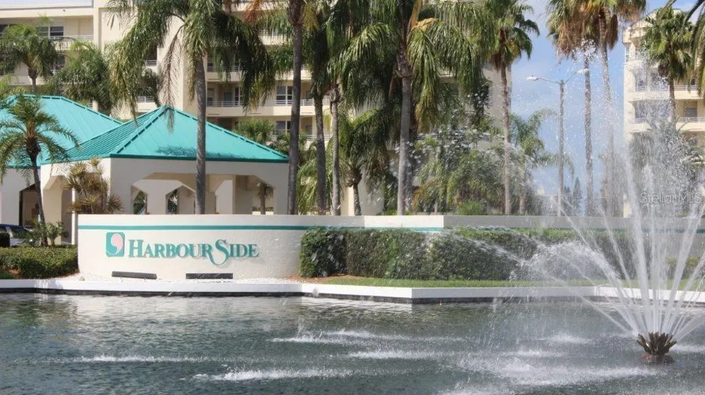 7902 SAILBOAT KEY BOULEVARD S #402 South Pasadena, FL 33707