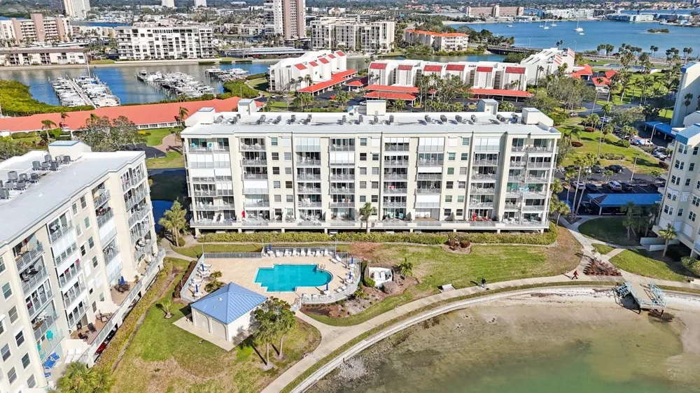 7902 SAILBOAT KEY BOULEVARD S #402 South Pasadena, FL 33707