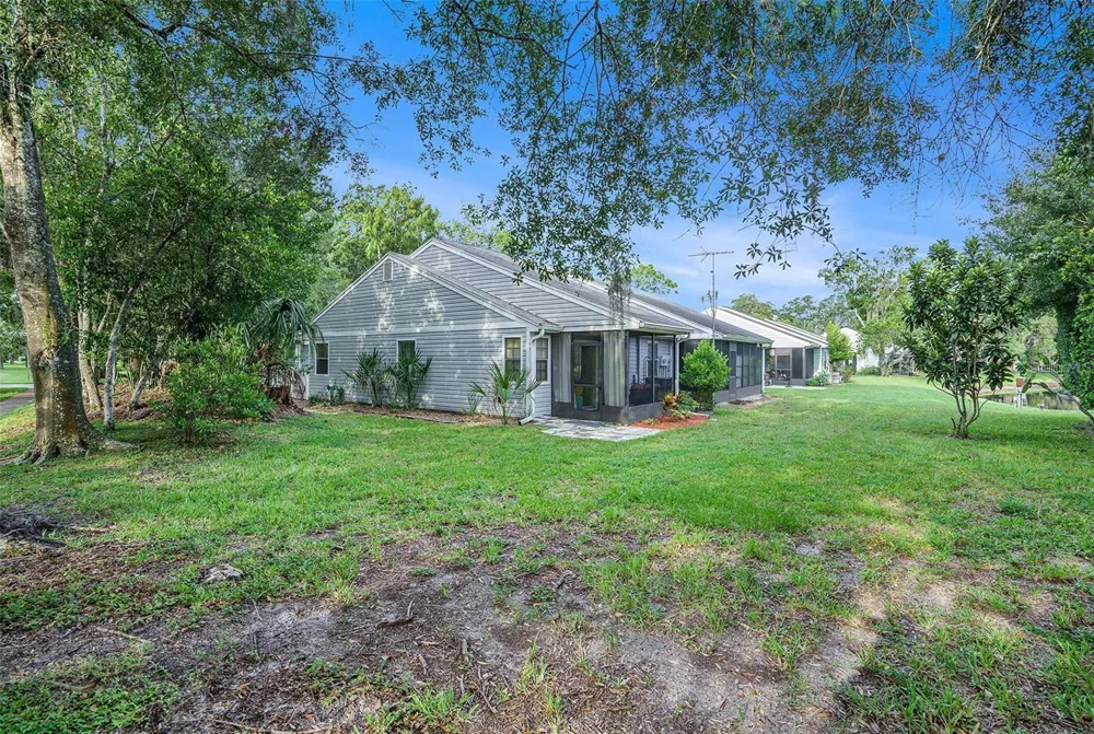 12605 KNOLLBROOK LANE Hudson, FL 34669