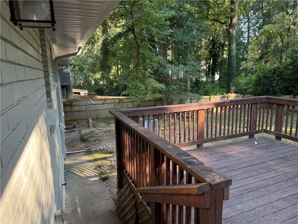 2192 NE Dering Circle NE Atlanta, GA 30345