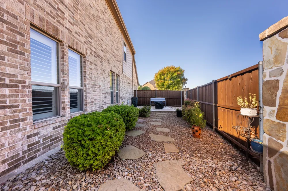 810 Miramar Drive Rockwall, TX 75087