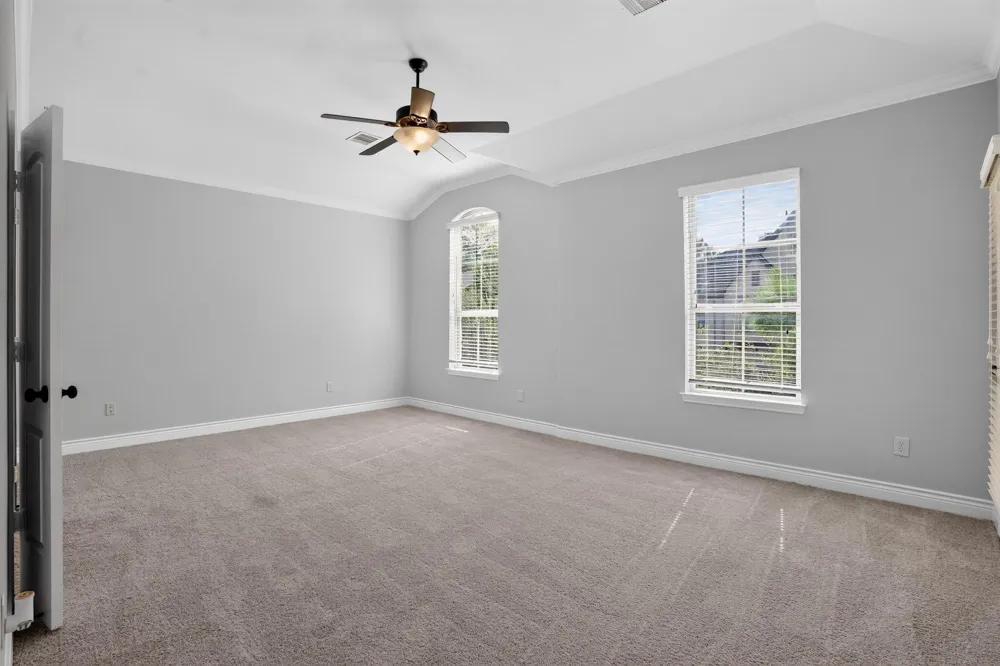 27 Daffodil Meadow Place Tomball, TX 77375