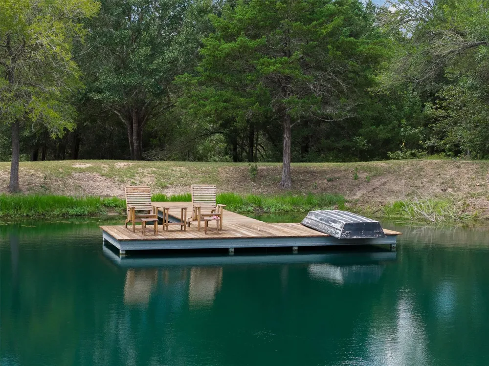 1187 Cummins Creek Road New Ulm, TX 78950