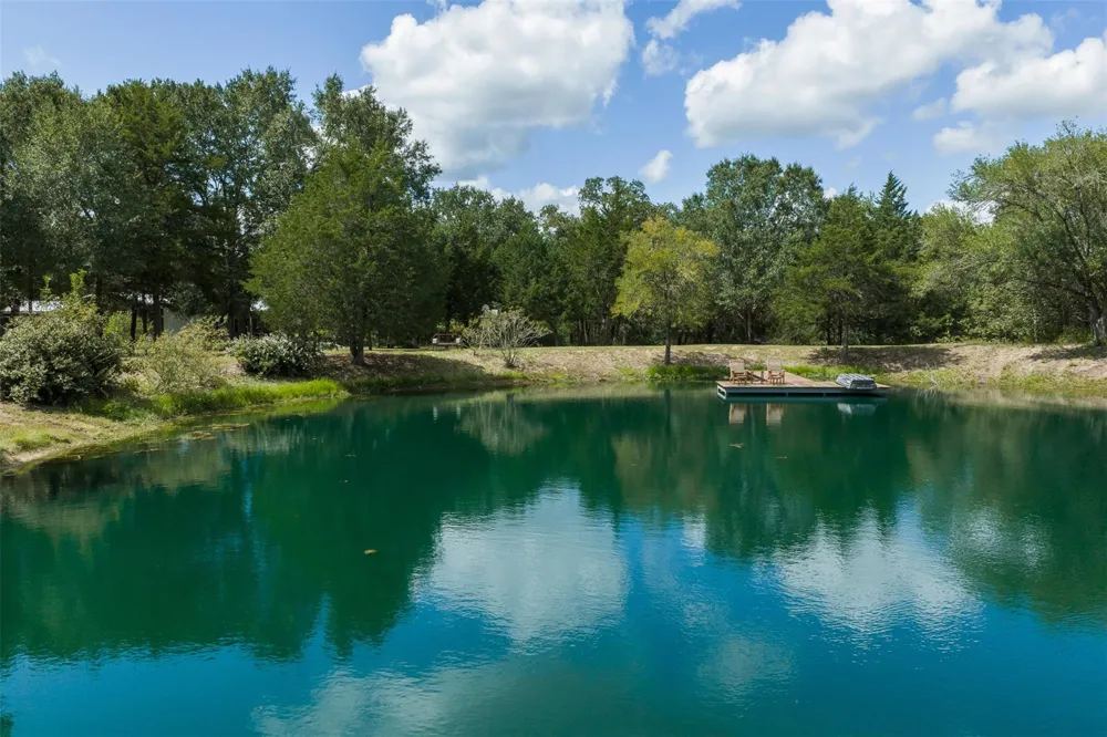 1187 Cummins Creek Road New Ulm, TX 78950