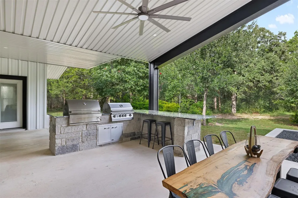 1187 Cummins Creek Road New Ulm, TX 78950