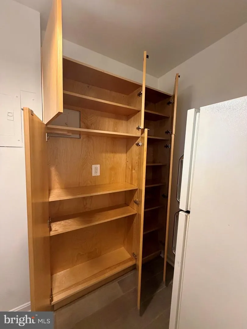 1021 ARLINGTON BOULEVARD #905 Arlington, VA 22209