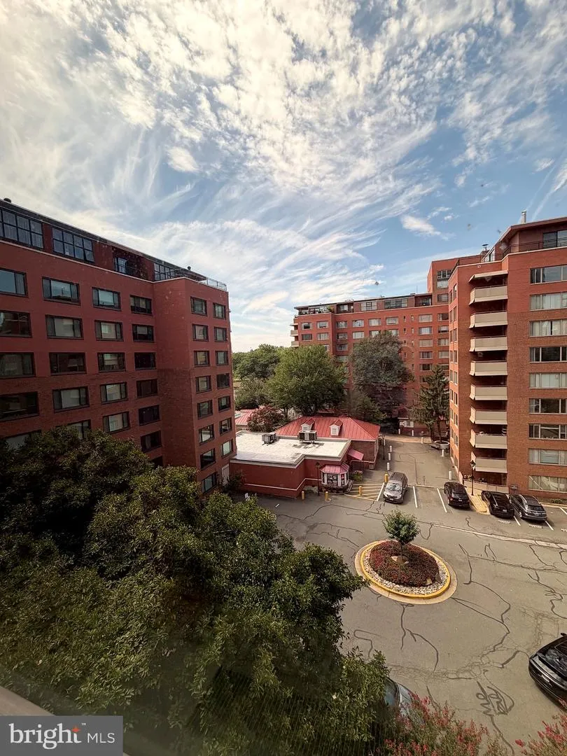 1021 ARLINGTON BOULEVARD #905 Arlington, VA 22209