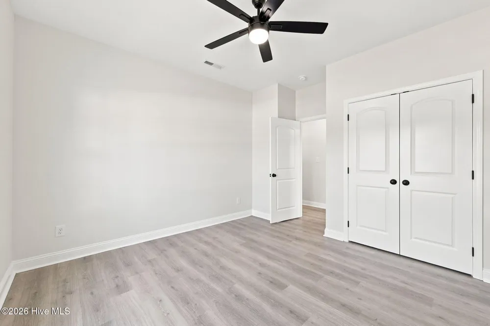 2753 Whitaker Glen Drive Farmville, NC 27828