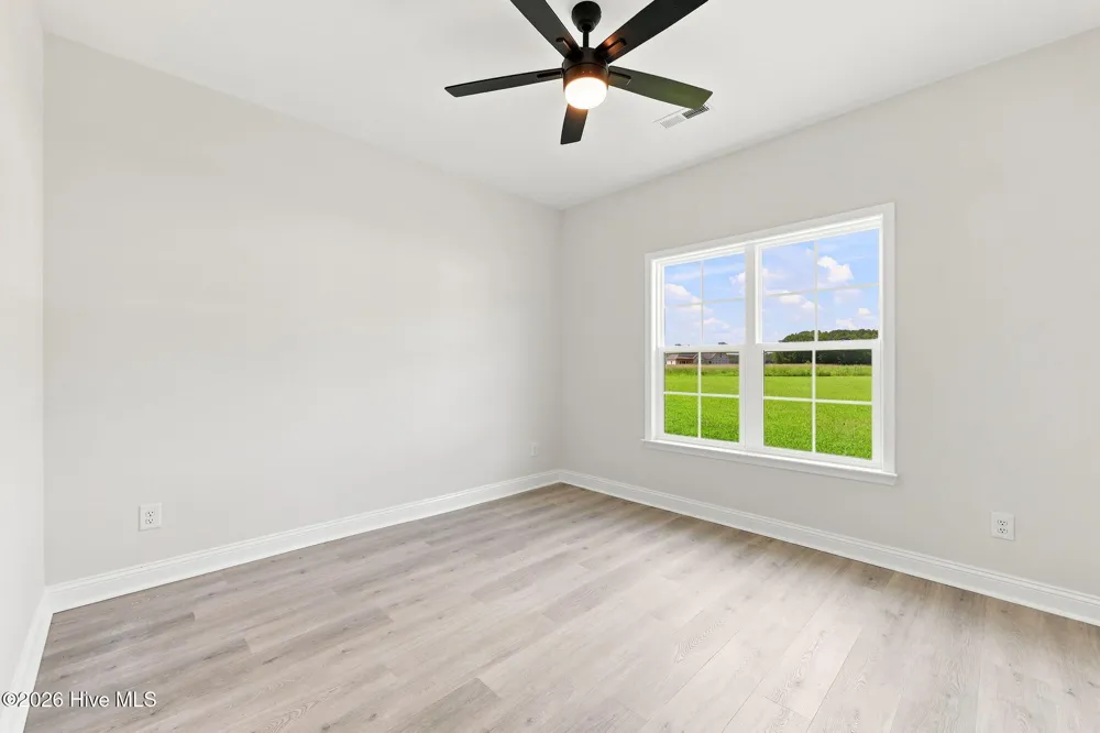 2753 Whitaker Glen Drive Farmville, NC 27828