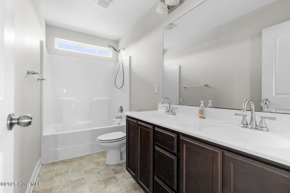 405 Duncan Drive S Richlands, NC 28574