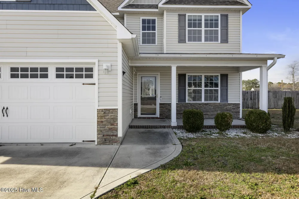 405 Duncan Drive S Richlands, NC 28574