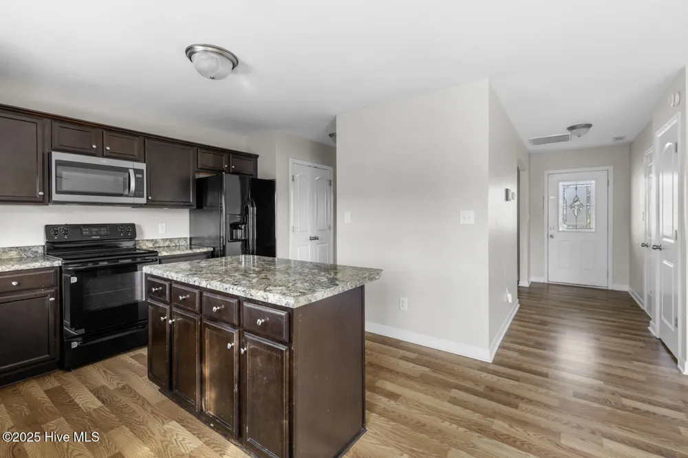405 Duncan Drive S Richlands, NC 28574