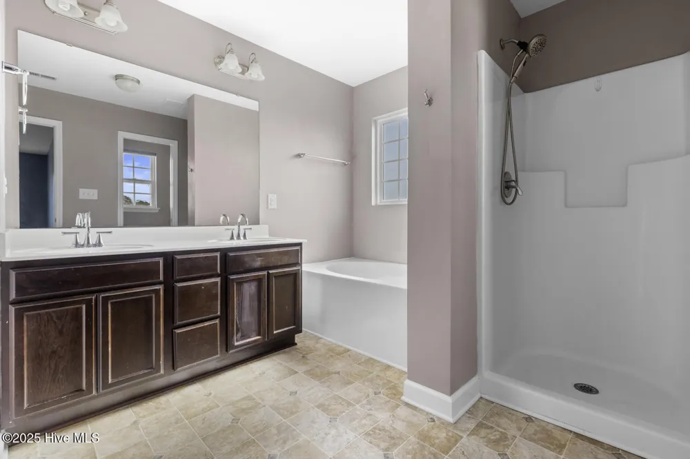 405 Duncan Drive S Richlands, NC 28574