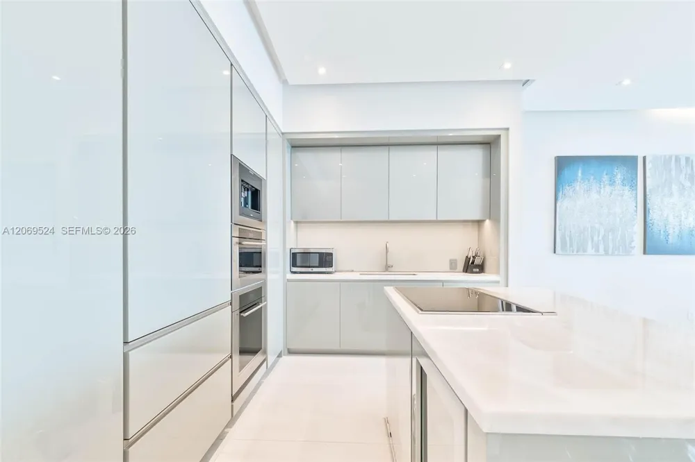 18975 Collins Ave #5403 Sunny Isles Beach, FL 33160