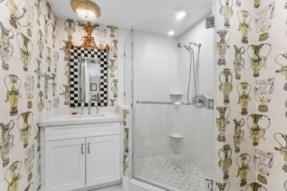 801 S OLIVE AVENUE #1508 West Palm Beach, FL 33401