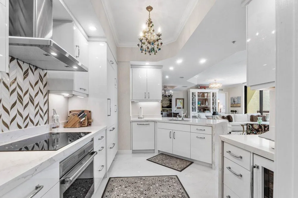 801 S OLIVE AVENUE #1508 West Palm Beach, FL 33401
