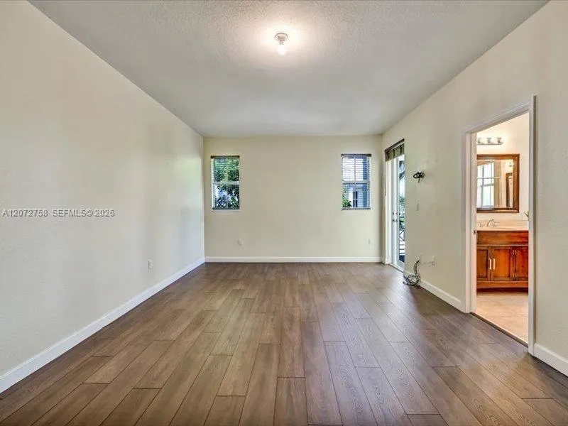 7490 NW 115th Ct Doral, FL 33178
