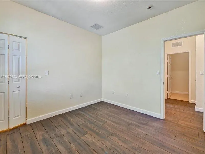 7490 NW 115th Ct Doral, FL 33178